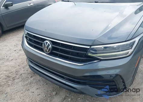 2022 Volkswagen Tiguan 2.0T Se R-Line Black from USA, damaged, VIN 3VVCB7AX2NM085344